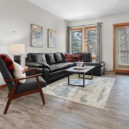 Newly Renovated Grizzly Lodge, Spacious 3Br 2Ba With Open Pool, Hot Tub Канмор Екстериор снимка