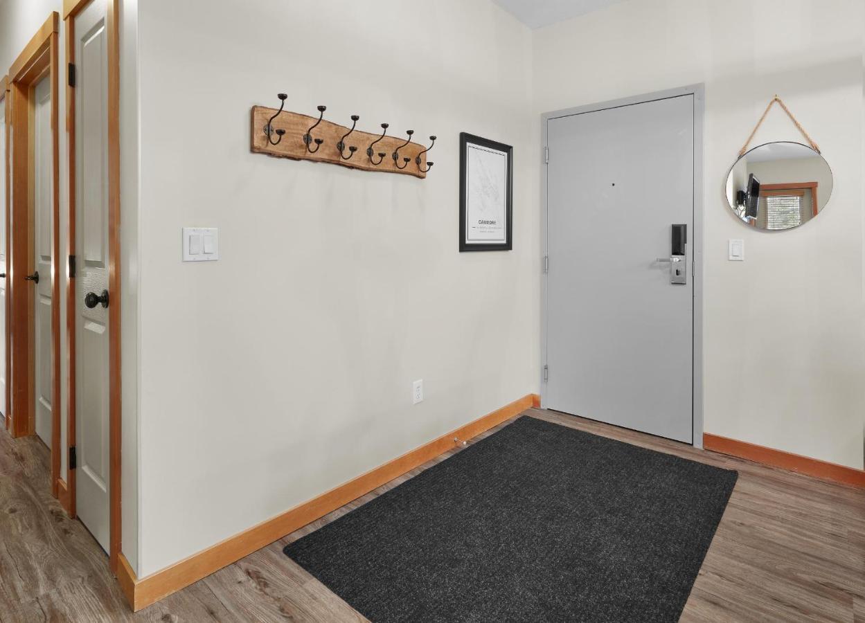 Newly Renovated Grizzly Lodge, Spacious 3Br 2Ba With Open Pool, Hot Tub Канмор Екстериор снимка