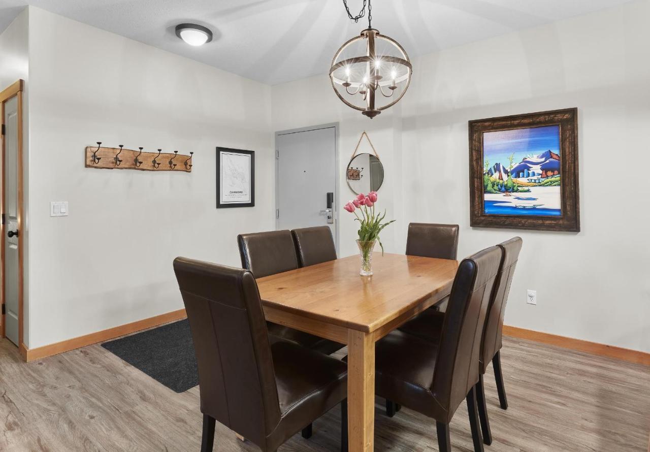 Newly Renovated Grizzly Lodge, Spacious 3Br 2Ba With Open Pool, Hot Tub Канмор Екстериор снимка