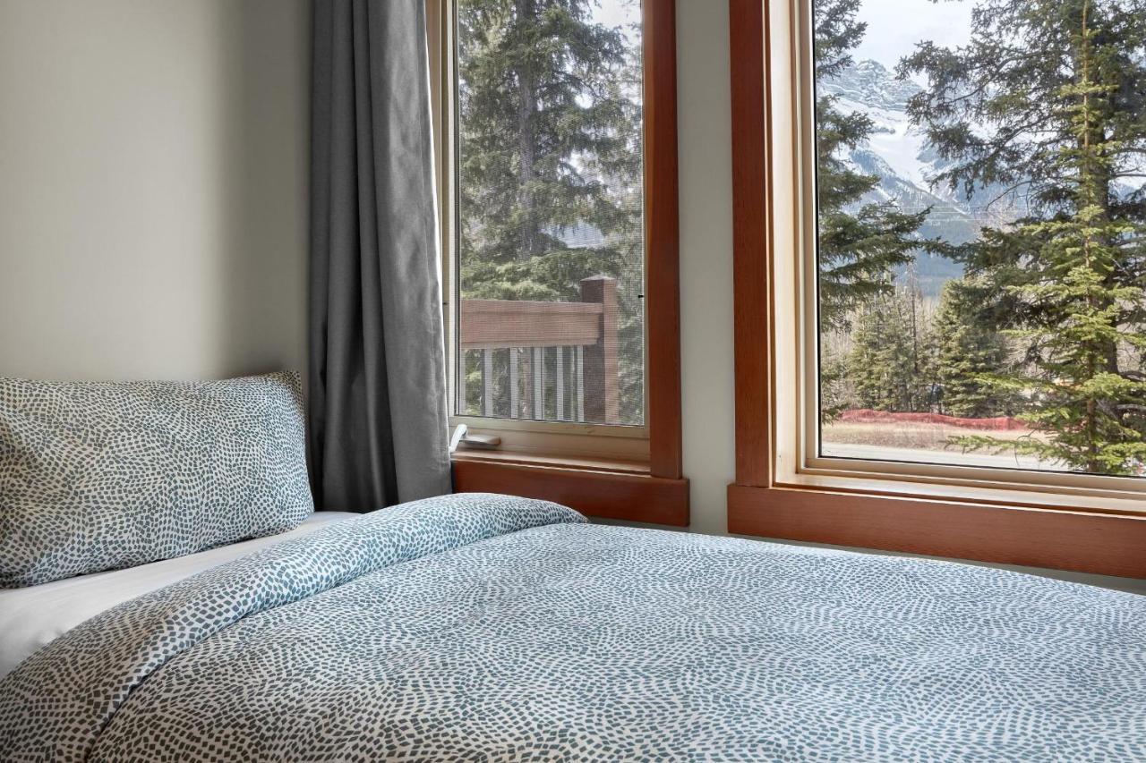 Newly Renovated Grizzly Lodge, Spacious 3Br 2Ba With Open Pool, Hot Tub Канмор Екстериор снимка