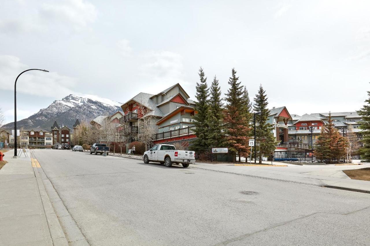 Newly Renovated Grizzly Lodge, Spacious 3Br 2Ba With Open Pool, Hot Tub Канмор Екстериор снимка